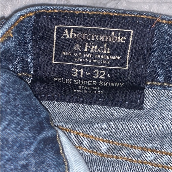 Men’s Jeans - Picture 3 of 3
